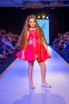 Дети и взрослые "взорвали" Баку на Azerbaijan Fashion Week (ФОТО)