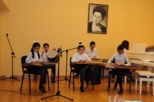 Детский хор бакинской школы исполнил "Qarabağ şikəstəsi" (ФОТО)