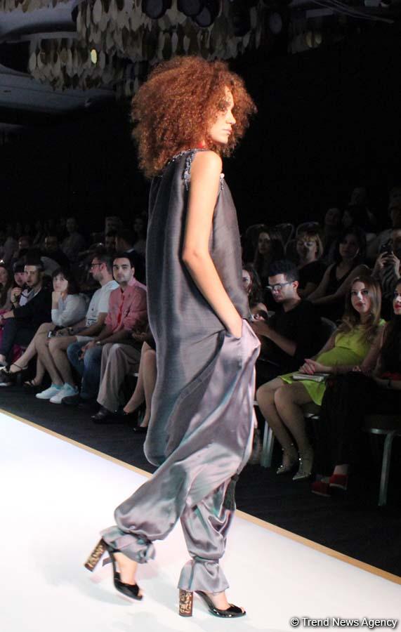 Гюльнара Халилова стала главной моделью дефиле Khafiz Khan  на Azerbaijan Fashion Week (ФОТО)