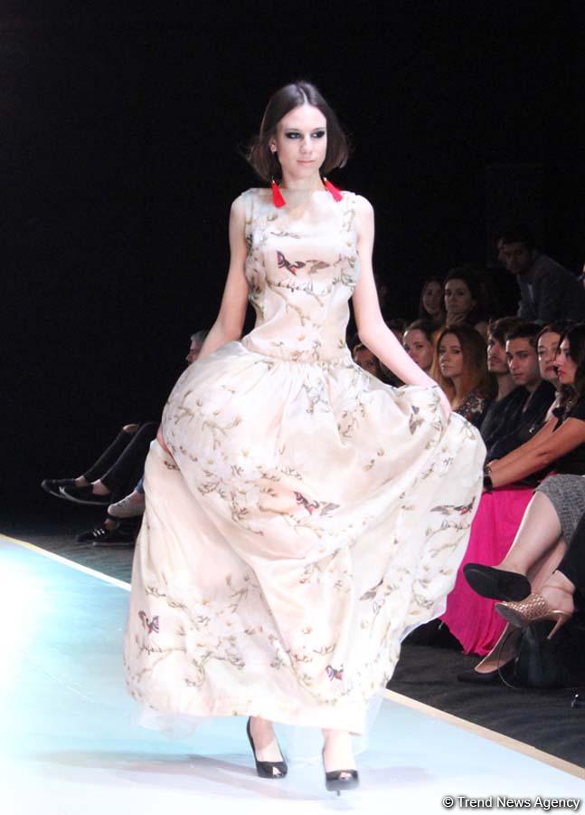 Гюльнара Халилова стала главной моделью дефиле Khafiz Khan  на Azerbaijan Fashion Week (ФОТО)