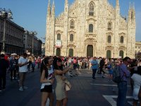 Флаг Азербайджана на Piazza del Duomo – Милан встречает финал Лиги чемпионов (ФОТО)