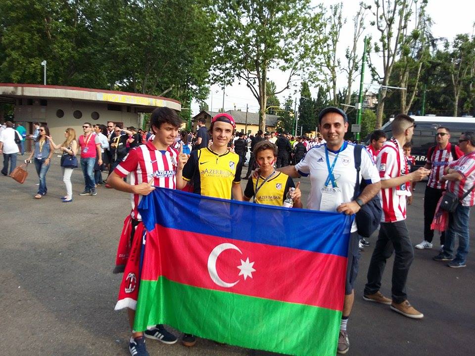 Азербайджанские болельщики в финале Лиги Чемпионов в Милане (ФОТО)