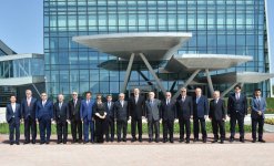 Президент Азербайджана принял участие в открытии нового административного здания SOCAR (ФОТО) (версия 2)