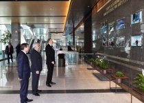 Президент Азербайджана принял участие в открытии нового административного здания SOCAR (ФОТО) (версия 2)