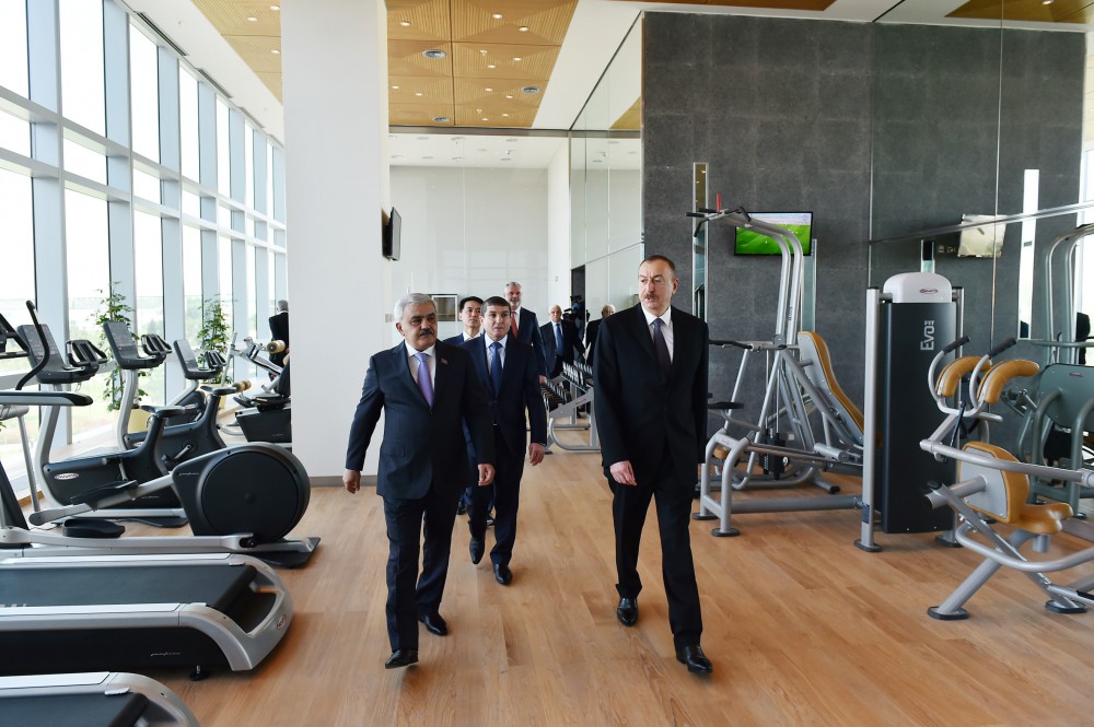 Президент Азербайджана принял участие в открытии нового административного здания SOCAR (ФОТО) (версия 2)