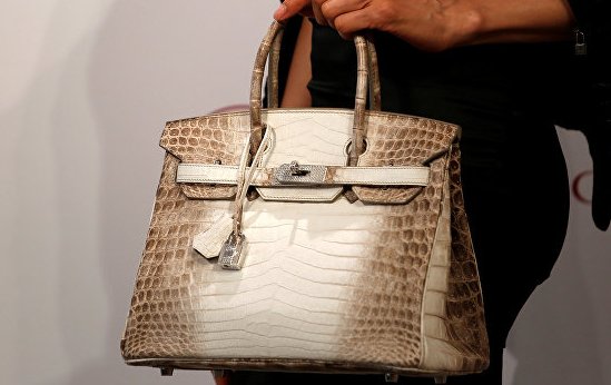 Сумку Hermes продали на аукционе за 2,32 миллиона