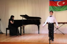 Юные музыканты выступили с концертом, посвященным Дню Республики (ФОТО)