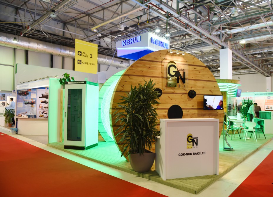 Azerbaijani president attends opening of Caspian Oil & Gas exhibition 2016