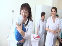 Коллектив передачи "Sağlam Nəsil" посетил детский дом (ФОТО)