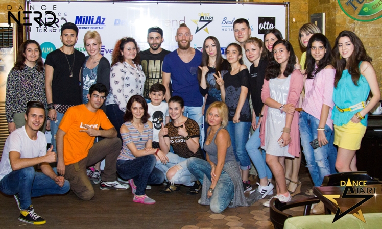 В Баку состоялся Dance Start с участием звезд телепроекта "Танцы" Адама и Алёны Гуменной (ФОТО)