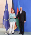 Президент Азербайджана Ильхам Алиев и Канцлер Германии Ангела Меркель выступили на пресс-конференции