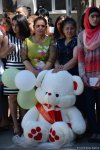 В школах Азербайджана прозвенел «последний звонок» (ФОТО)