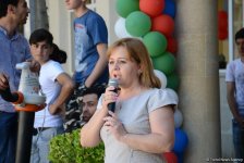 В школах Азербайджана прозвенел «последний звонок» (ФОТО)