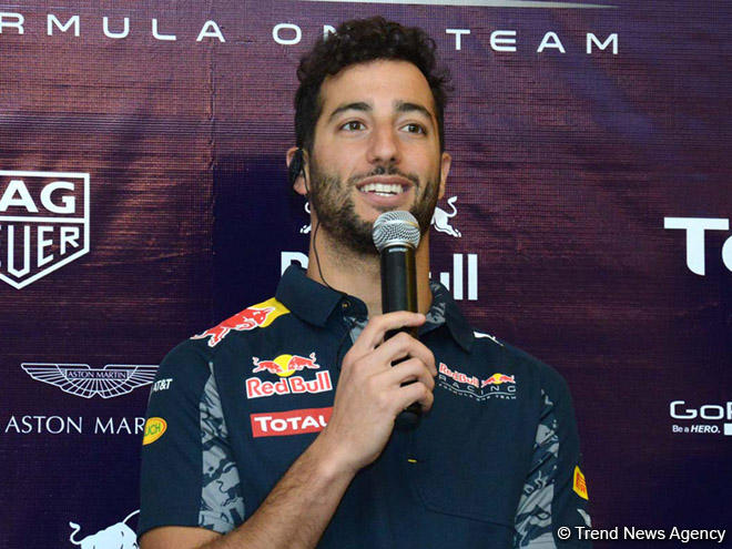 На трассе в Баку можно будет разогнаться до 350 км/ч - пилот Red Bull