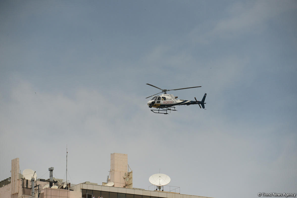Baku residents, guests enjoying Formula 1 (Photos)
