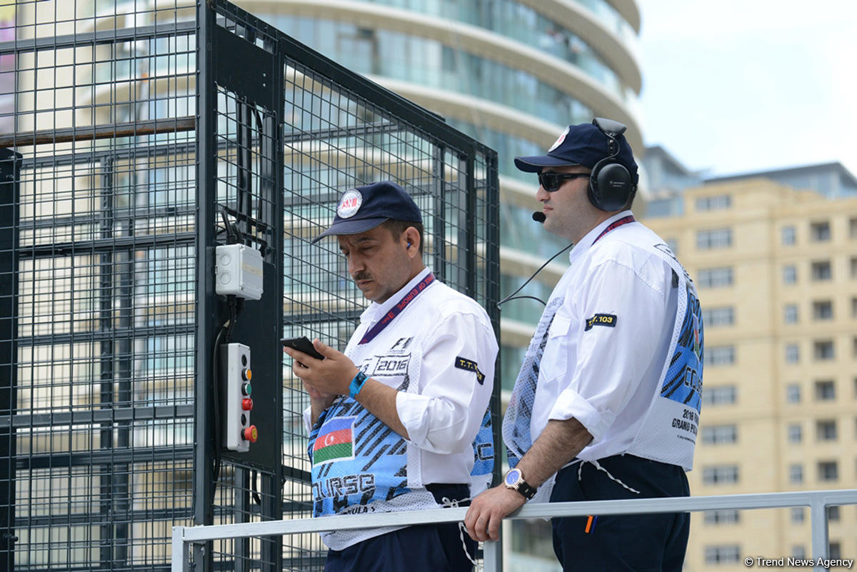 Baku residents, guests enjoying Formula 1 (Photos)