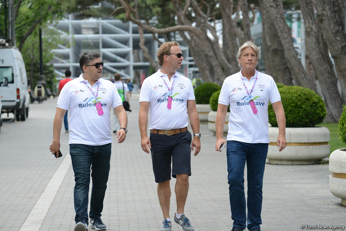 Baku residents, guests enjoying Formula 1 (Photos)