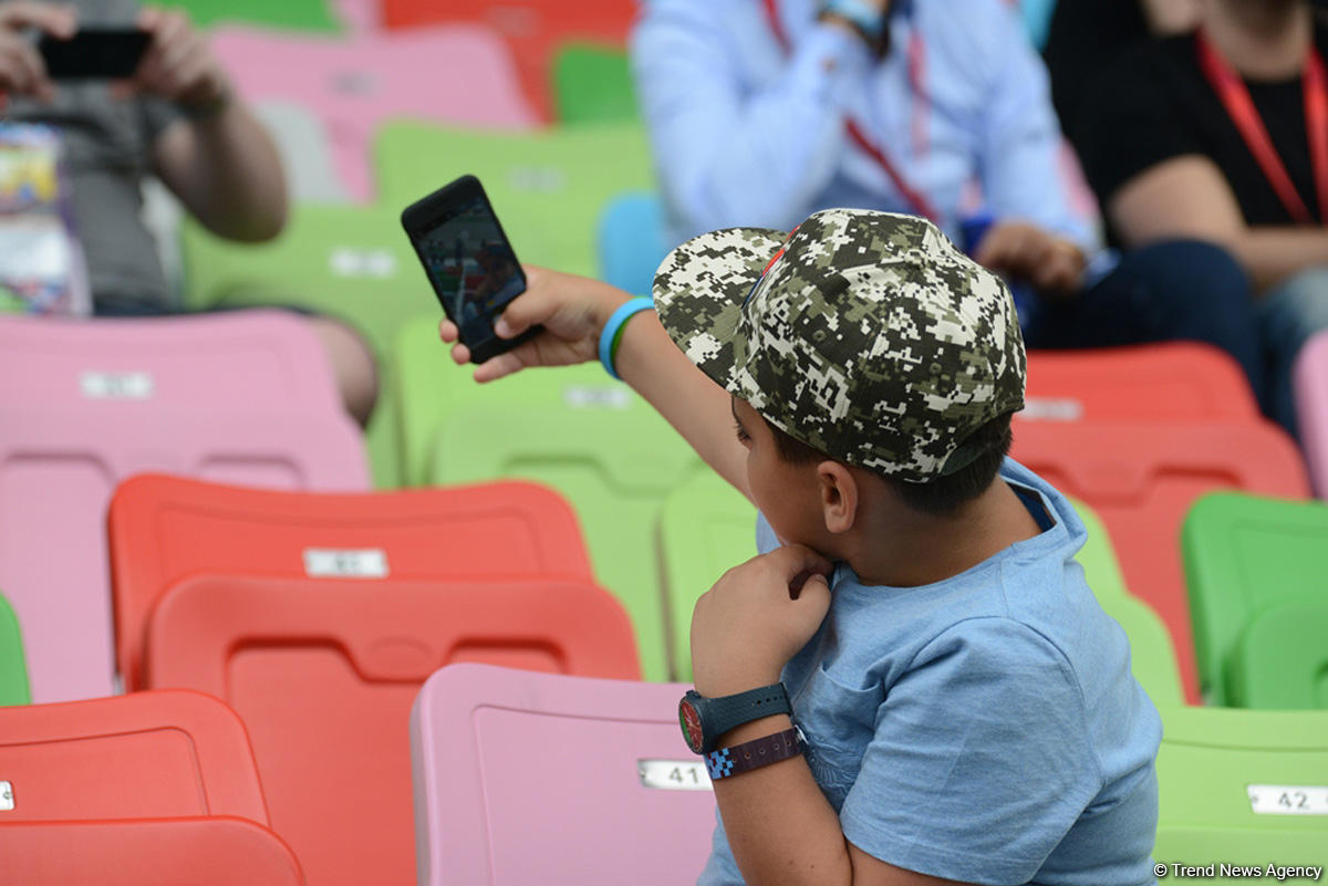 Baku residents, guests enjoying Formula 1 (Photos)