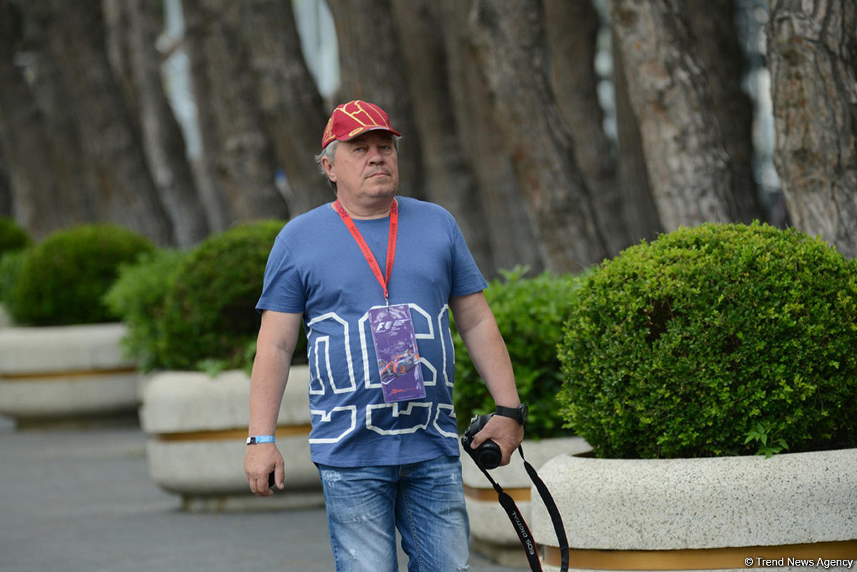 Baku residents, guests enjoying Formula 1 (Photos)