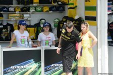 F1 fans amazed by Baku (PHOTO)