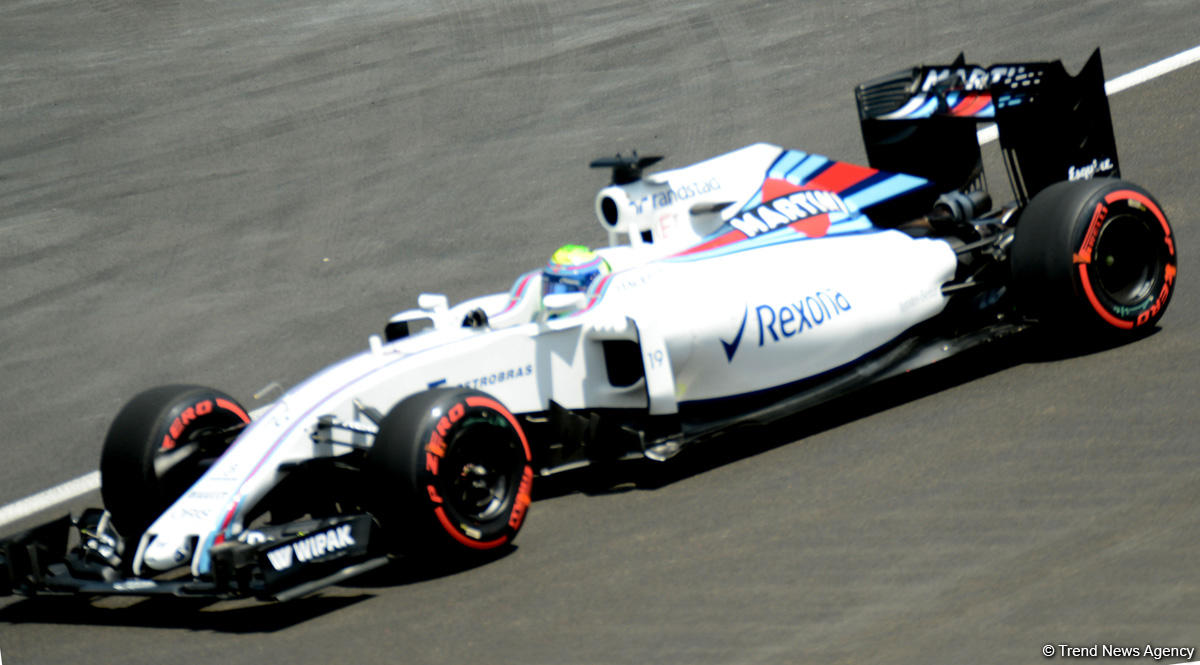 Rosberg takes pole position of F1 European Grand Prix in Baku