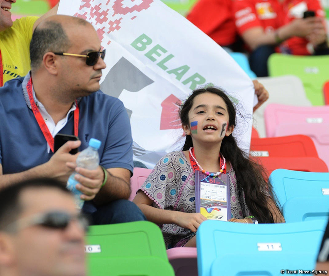 F1 fans amazed by Baku (PHOTO)