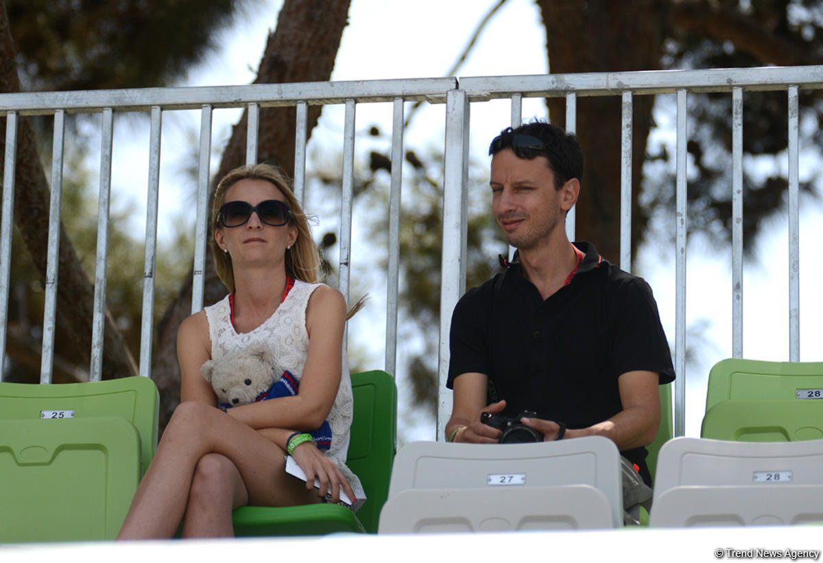 F1 in Baku, day two (PHOTO)