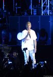 Фаррелл Уильямс совершил прогулку по Приморскому бульвару в Баку (ФОТО)