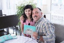 Бахрам Багирзаде провел автограф-сессию книги "Мечети Баку" (ФОТО)