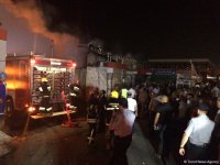 Big fire extinguished at car market in Baku (PHOTO/VIDEO)