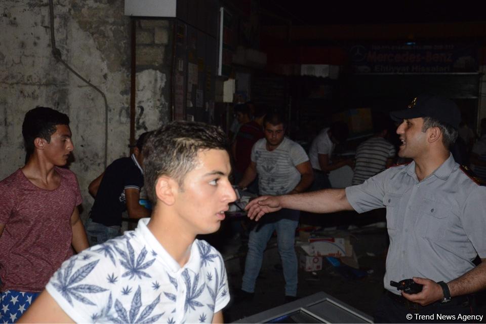 Big fire extinguished at car market in Baku (PHOTO/VIDEO)