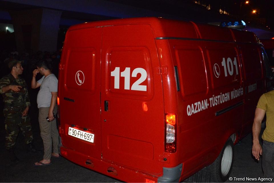 Big fire extinguished at car market in Baku (PHOTO/VIDEO)