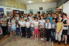 ATV Kitab: в Баку презентованы книжные издания (ФОТО)