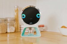 Азербайджанский телеканал представит домашнего робота Pillo (ФОТО)