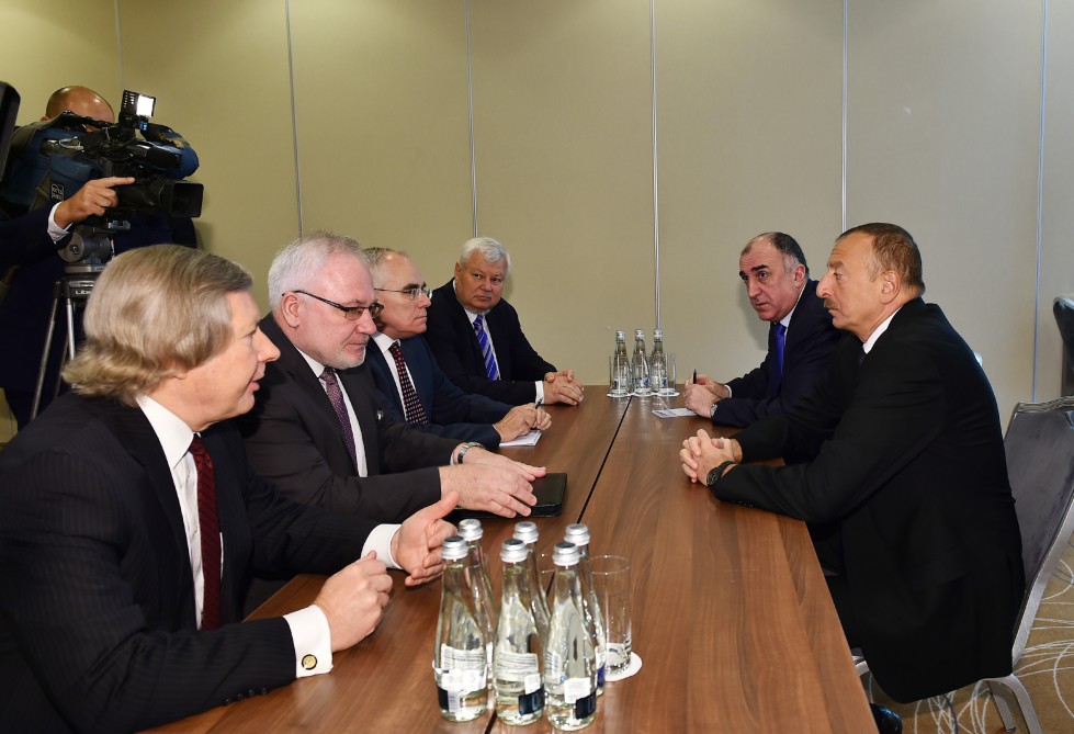 Президент Азербайджана встретился в Варшаве с сопредседателями МГ ОБСЕ