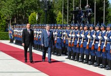 Baku holds official welcoming ceremony for Ukrainian president
