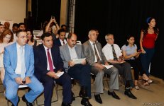 В Центре современного искусства YARAT обсудили азербайджанскую модель религиозной толерантности и мультикультурализма