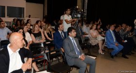 В Центре современного искусства YARAT обсудили азербайджанскую модель религиозной толерантности и мультикультурализма