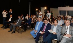 В Центре современного искусства YARAT обсудили азербайджанскую модель религиозной толерантности и мультикультурализма