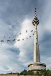 Отчаянные смельчаки совершили прыжок с Бакинской телебашни (ФОТО)
