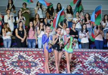 В Баку прошла церемония награждения победителей Кубка мира по художественной гимнастике в упражнениях с булавами и лентой (ФОТО)