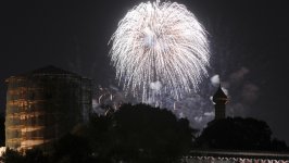 Огненные буквы Азербайджана в небе над Москвой: Международный фестиваль фейерверков (ФОТО)