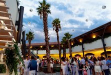 Торжественное открытие кинотеатра CinemaPlus в Amburan Mall: арки с цветами, шары и огромный дирижабль (ФОТО/ВИДЕО)