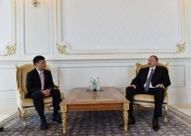 Президент Ильхам Алиев принял верительные грамоты посла Китая