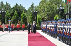 В Баку состоялась церемония официальной встречи Президента Ирана