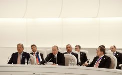 Azerbaijani, Russian, Iranian presidents sign Baku summit declaration
