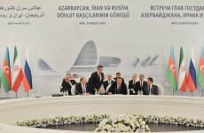 Azerbaijani, Russian, Iranian presidents sign Baku summit declaration