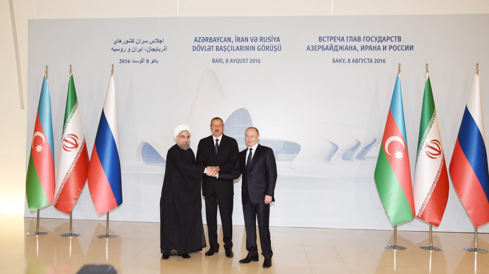 Azerbaijani, Russian, Iranian presidents sign Baku summit declaration