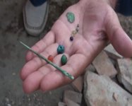 В Джалилабаде обнаружено древнее кувшинное погребение (ФОТО)
