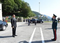 Президент Ильхам Алиев ознакомился с условиями, созданными на погранзаставе "Лаза" Шекинского погранотряда (ФОТО)